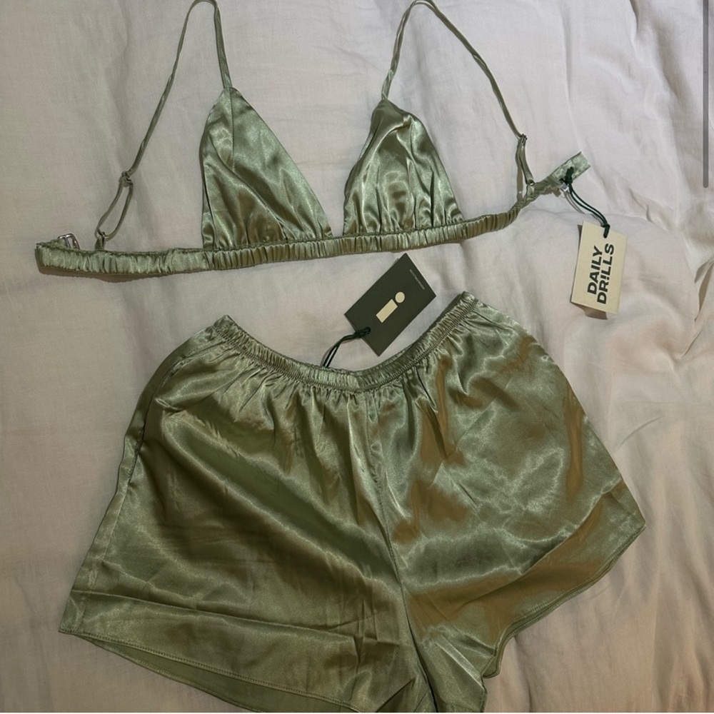 Daily Drills silky bra top